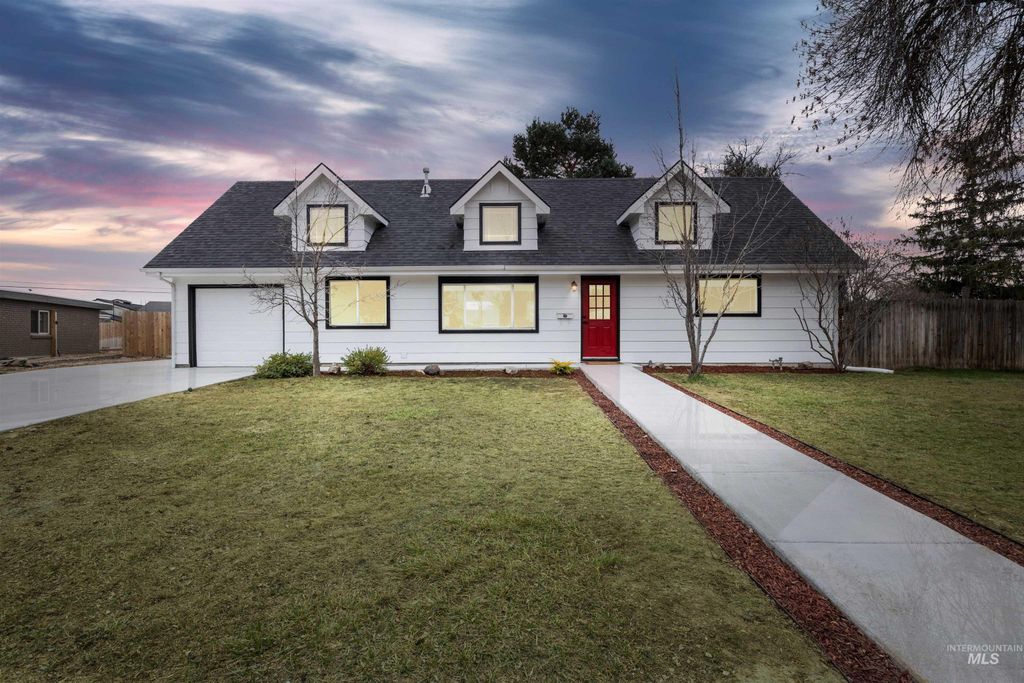 Photo of 6307 W Tahoe Dr, Boise, ID 83709 (MLS # 98977816)