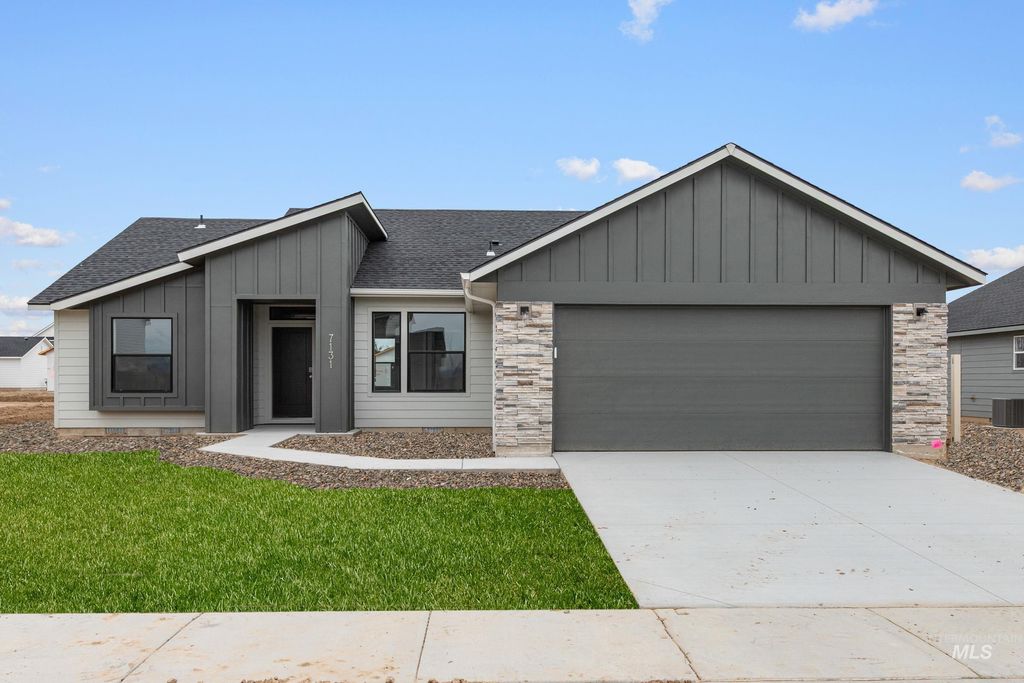 Photo of 7131 E Shields Dr, Nampa, ID 83687 (MLS # 98978445)