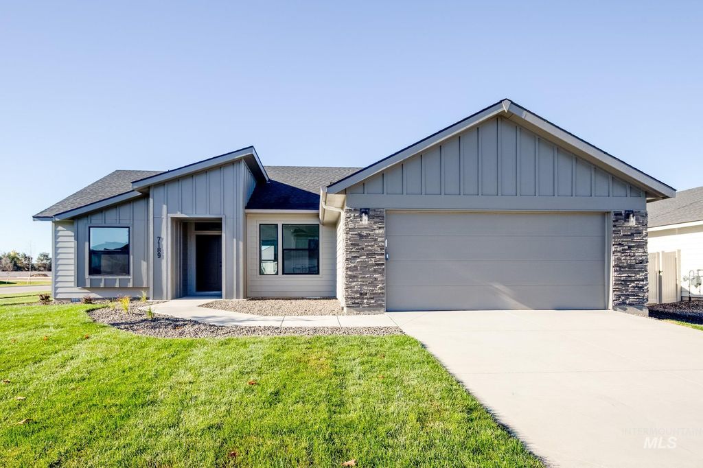 Photo of 7131 E Shields Dr, Nampa, ID 83687 (MLS # 98978445)