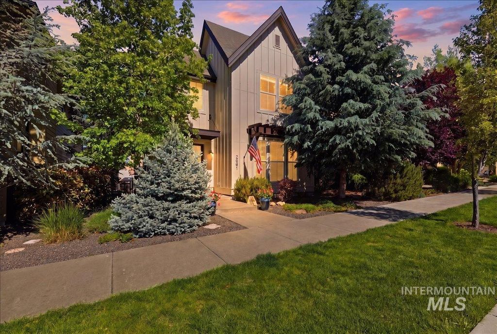 Photo of 2861 S Honeycomb Way, Boise, ID 83716 (MLS # 98985864)