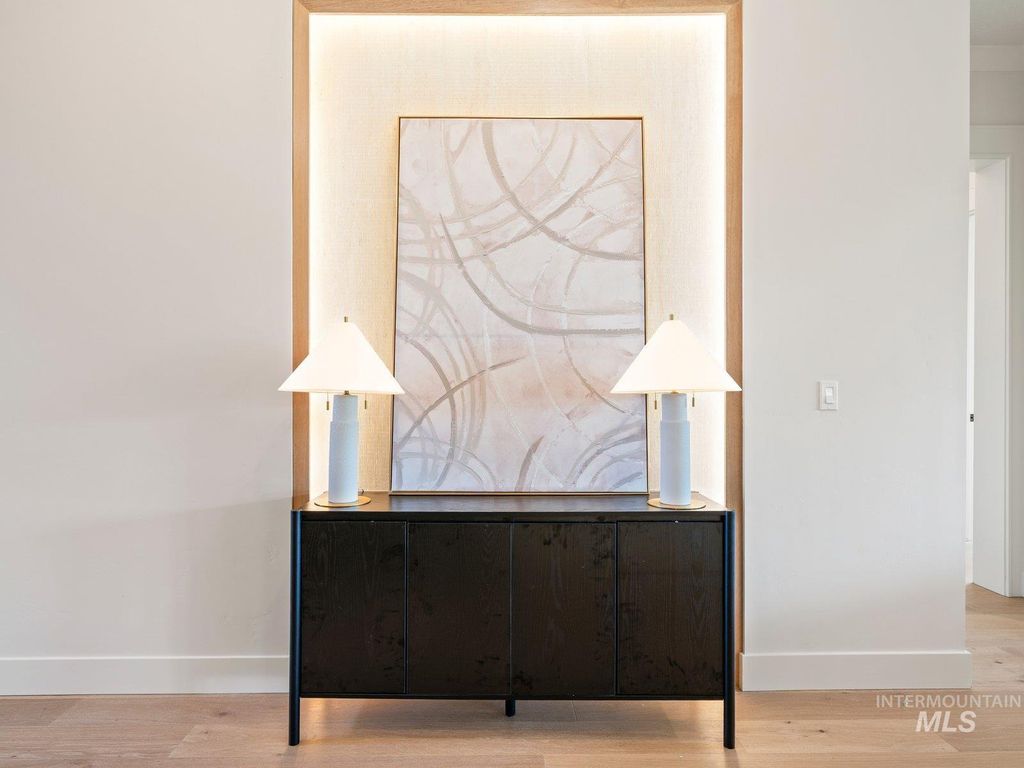 Photo of 2078 W Annadale Ave, Eagle, ID 83616 (MLS # 98966348)