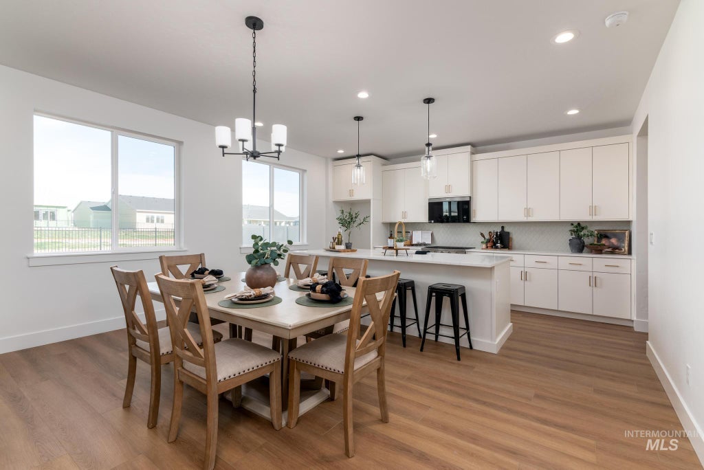 Photo of 14946 Brown Pelican St, Caldwell, ID 83607 (MLS # 99005193)