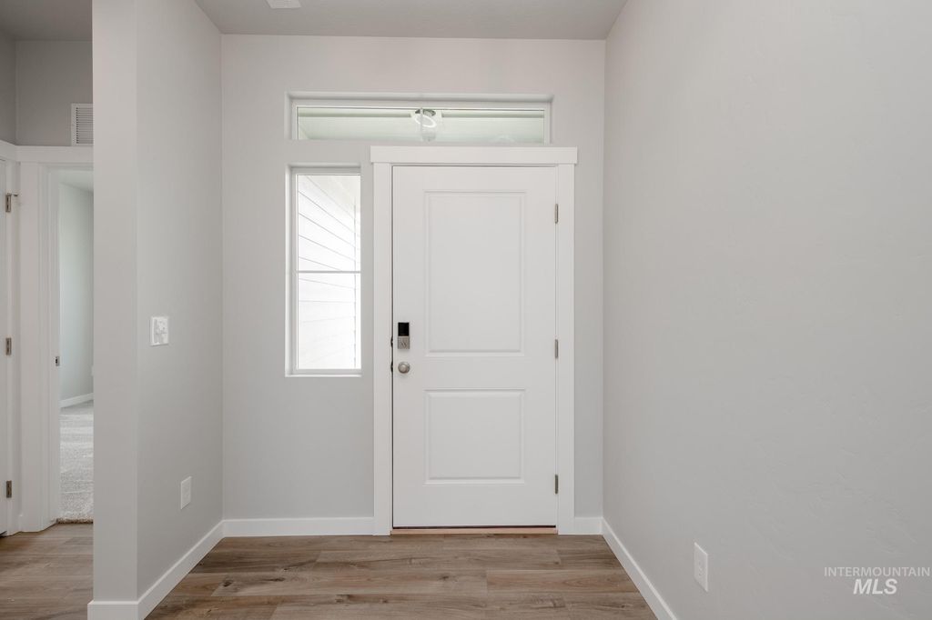 Photo of 5016 E Open Canyon Dr, Nampa, ID 83687 (MLS # 98972099)