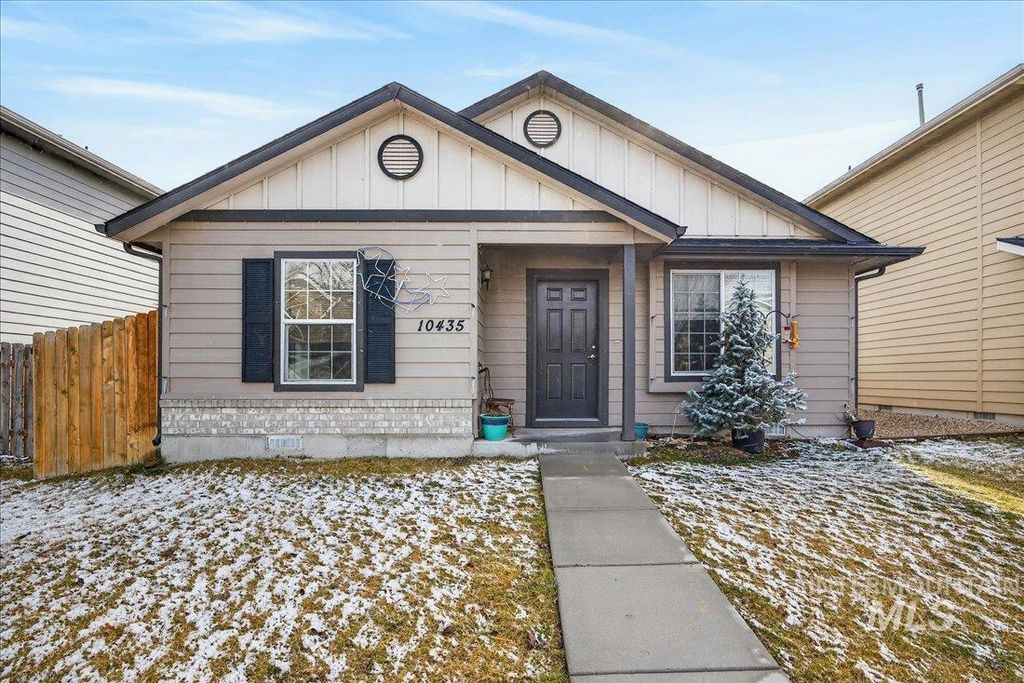 Photo of 10435 W Jerry Peak St, Boise, ID 83709 (MLS # 98975571)