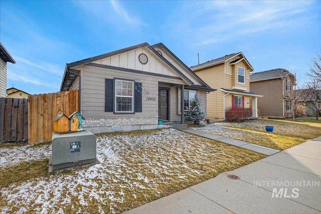 Photo of 10435 W Jerry Peak St, Boise, ID 83709 (MLS # 98975571)