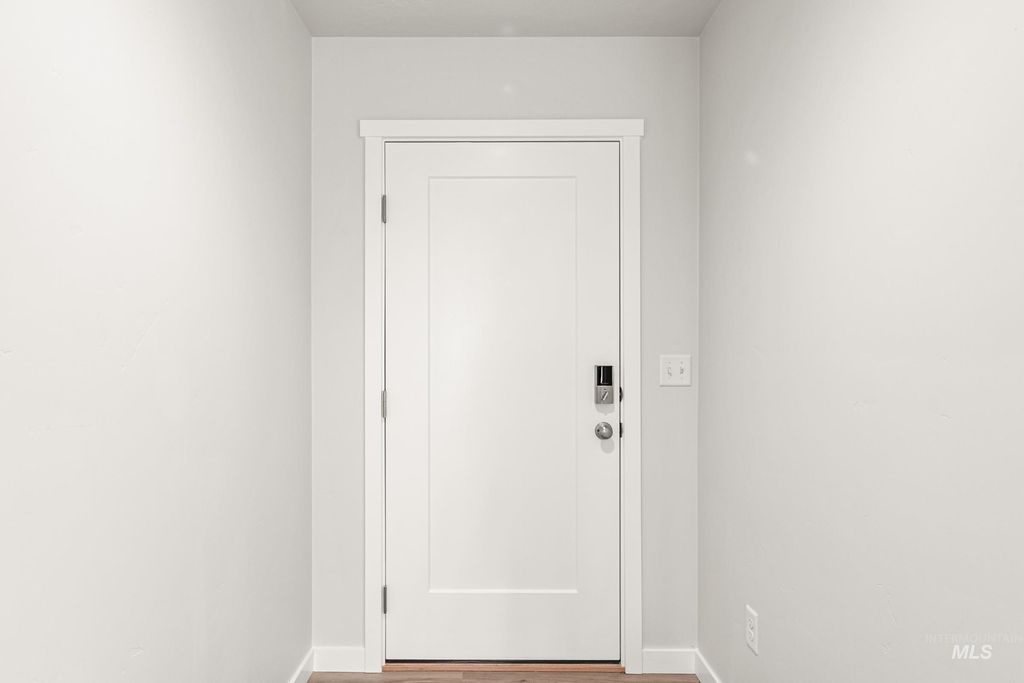 Photo of 13736 Inman Ct, Caldwell, ID 83607 (MLS # 98979894)