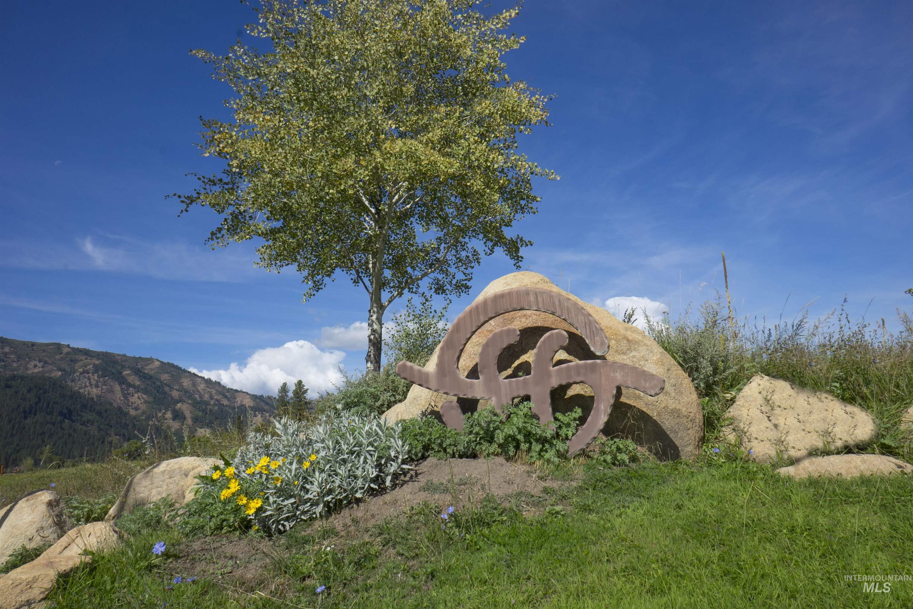 Entrance to South Fork Landing