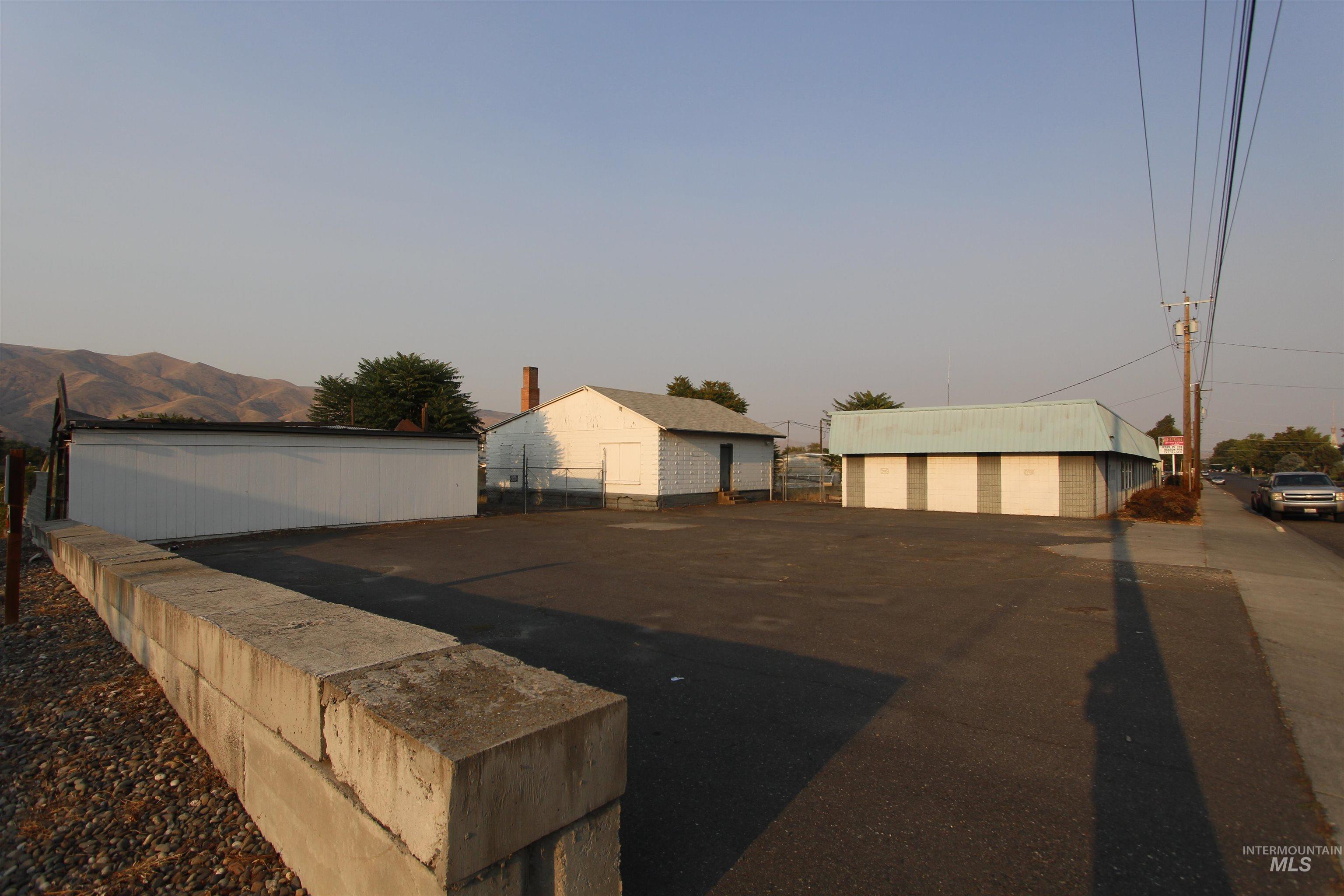 1246 & 1252 Chestnut St