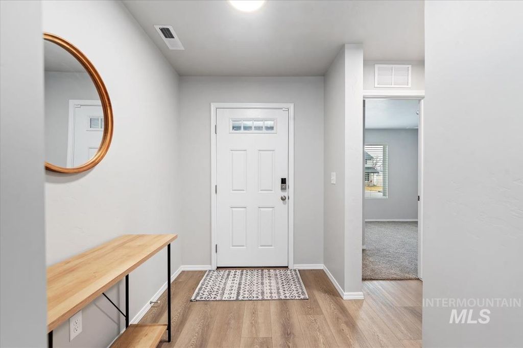 Photo of 8436 E Copenhaver St, Nampa, ID 83687 (MLS # 98974874)