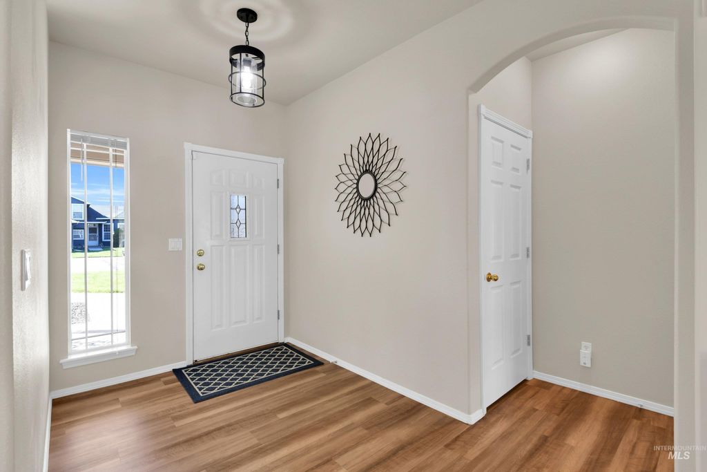 Photo of 2250 E Katelyn Dr, Meridian, ID 83646 (MLS # 98981246)