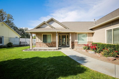 Photo of 767 N Dorian Drive, Ontario, OR 97914 (MLS # 99002987)