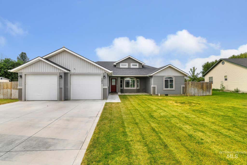 Photo of 101 River View Drive, Shoshone, ID 83352 (MLS # 98992236)