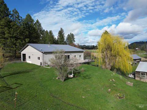 Photo of 4633 Harmony Heights, Orofino, ID 83544 (MLS # 98971540)