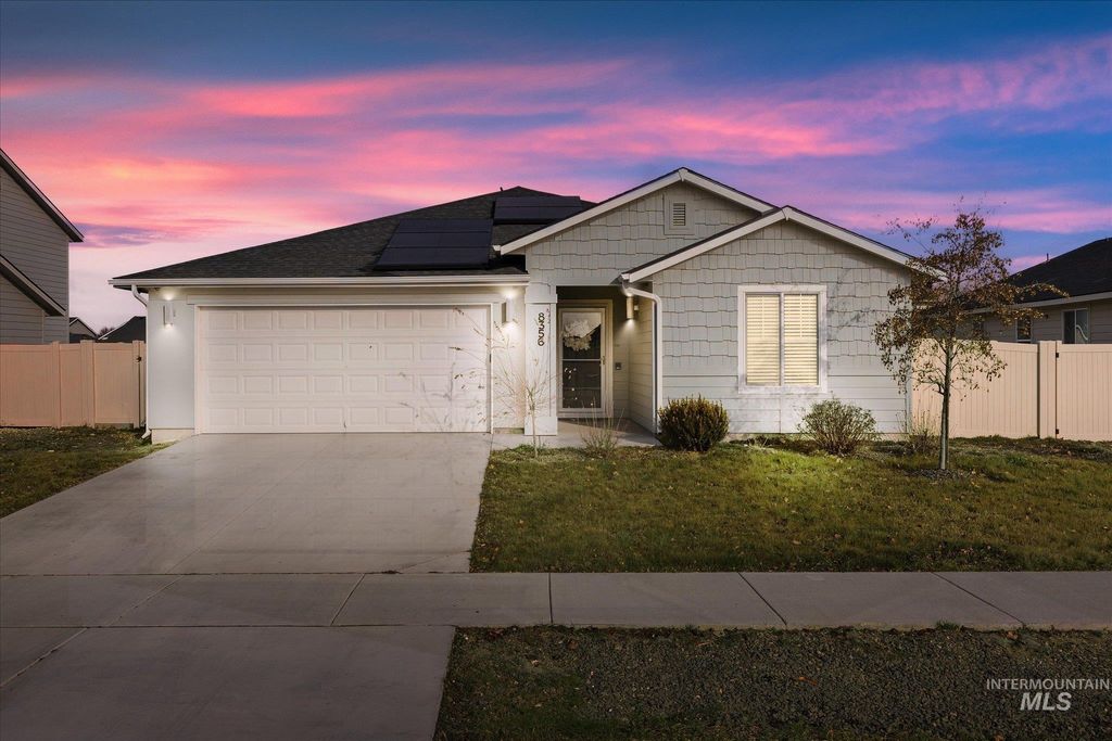 Photo of 8356 E Conant St, Nampa, ID 83687 (MLS # 98972967)