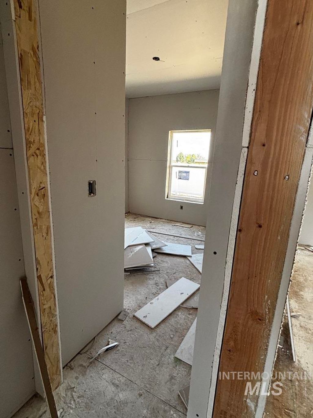 Photo of 1321 18th Ave E, Jerome, ID 83338 (MLS # 98984106)