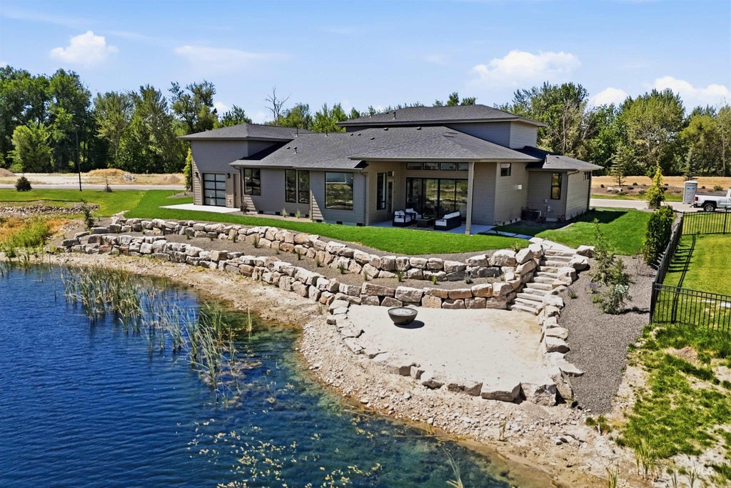Photo of 596 Watkins St, Middleton, ID 83644 (MLS # 98990910)