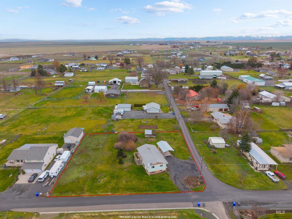 Photo of 2201 Cedar Avenue, Lewiston, ID 83501 (MLS # 98968815)