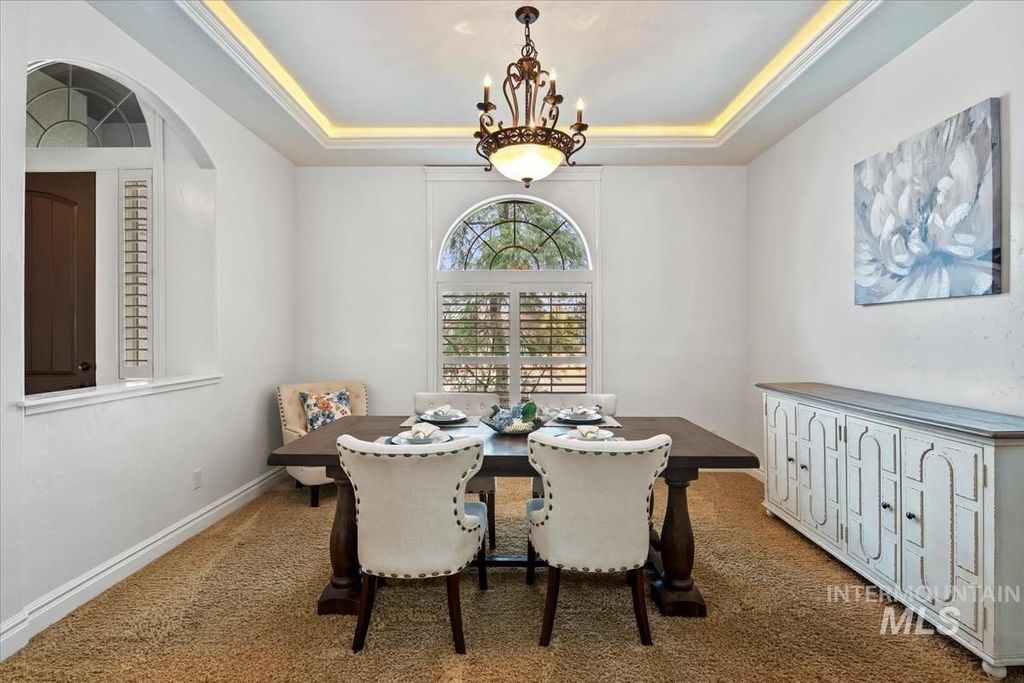 Photo of 3129 S Silvertip Ln, Meridian, ID 83642 (MLS # 98976866)