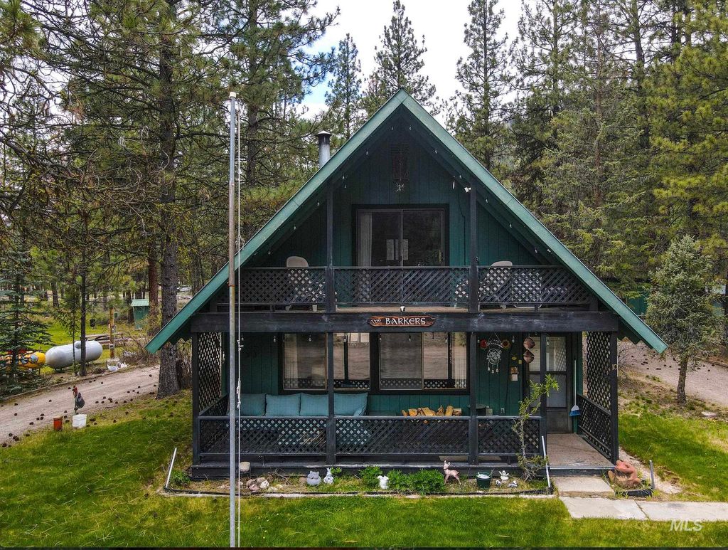 Photo of 10 Bransons Dr, Lowman, ID 83637 (MLS # 98982319)