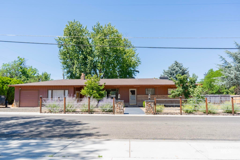 Photo of 1107 Cameron, Boise, ID 83709 (MLS # 99000149)