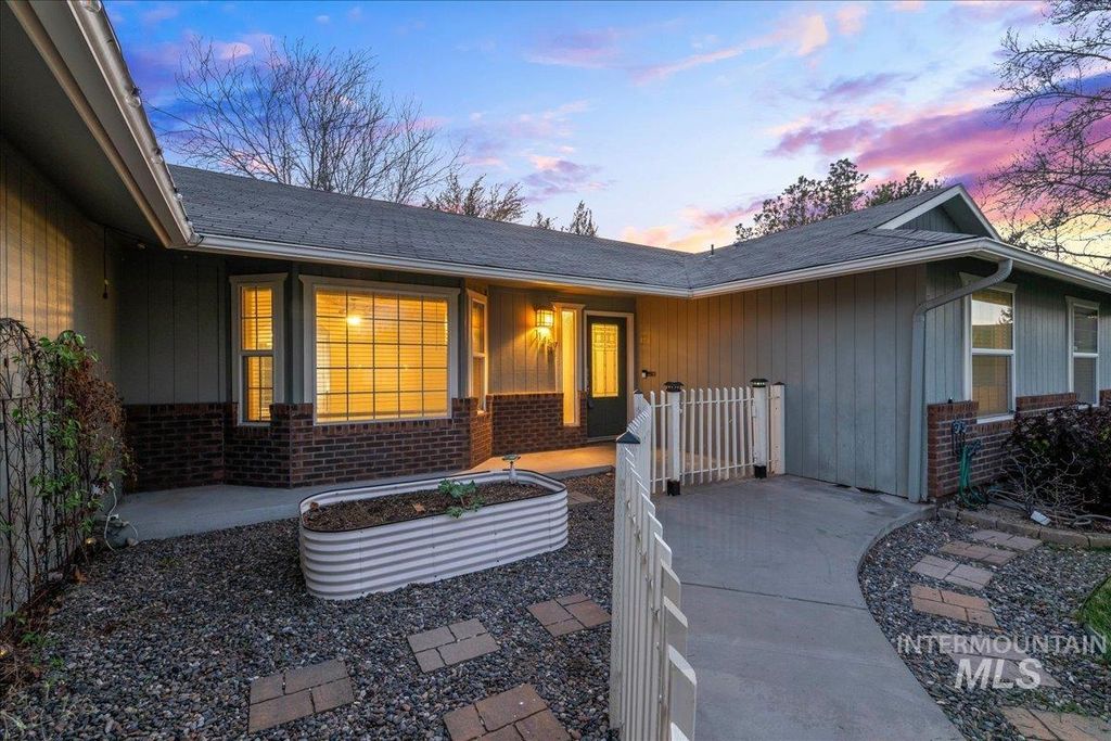 Photo of 11457 W Alejandro St, Boise, ID 83709 (MLS # 98980892)