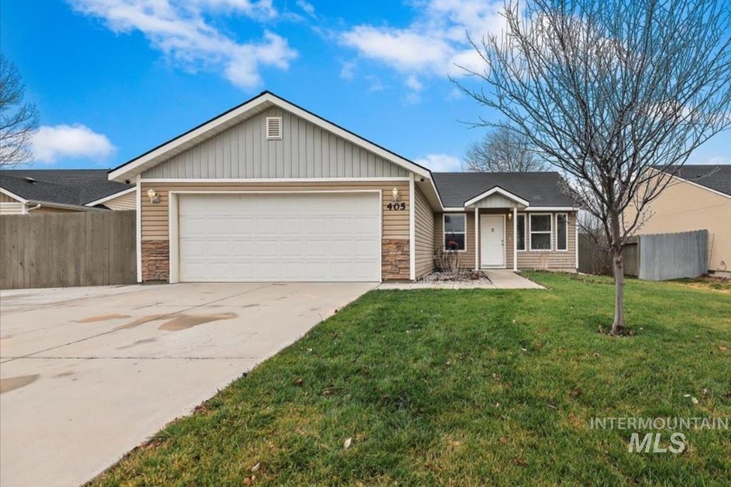 Photo of 405 Midvale Ave, Caldwell, ID 83605 (MLS # 98972034)
