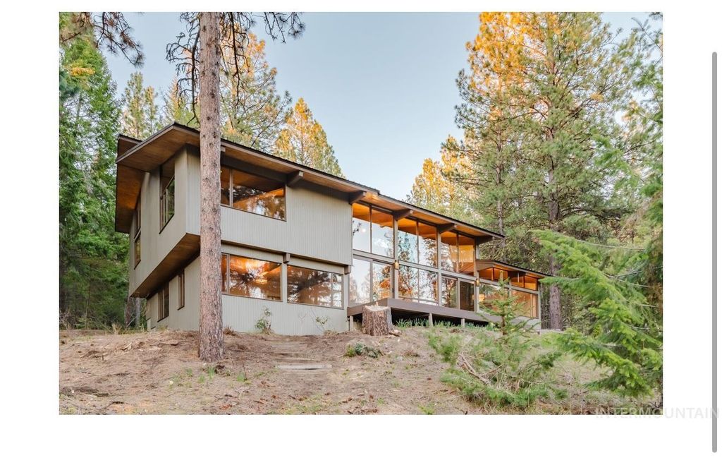 Photo of 136 Silver Fox Trail, McCall, ID 83638 (MLS # 98984880)