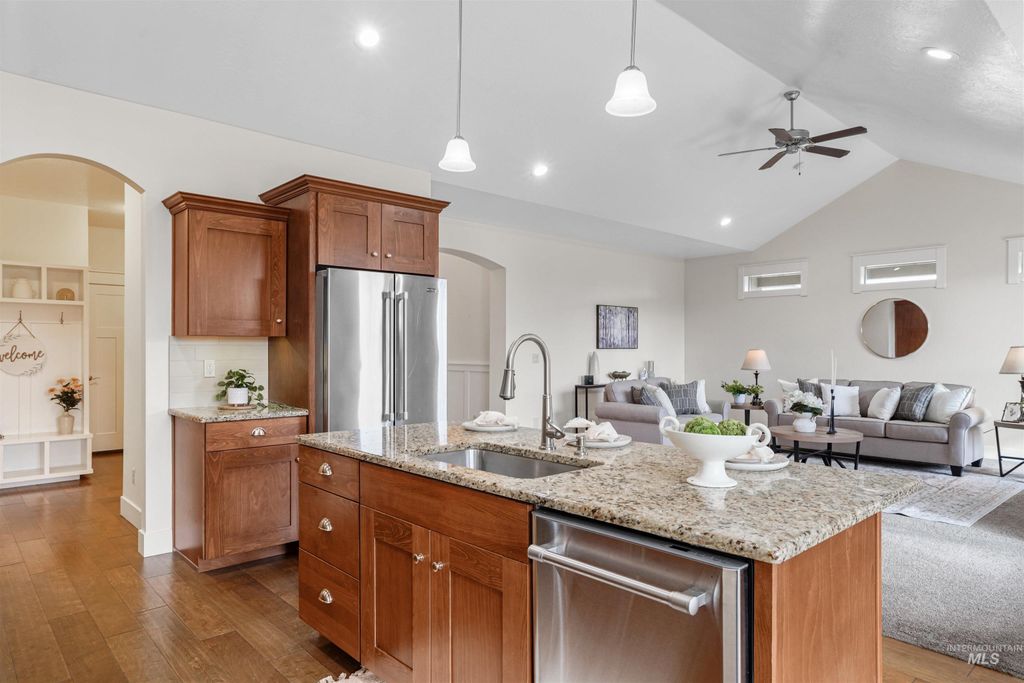 Photo of 9389 W Wildbranch Dr, Star, ID 83669 (MLS # 98970515)