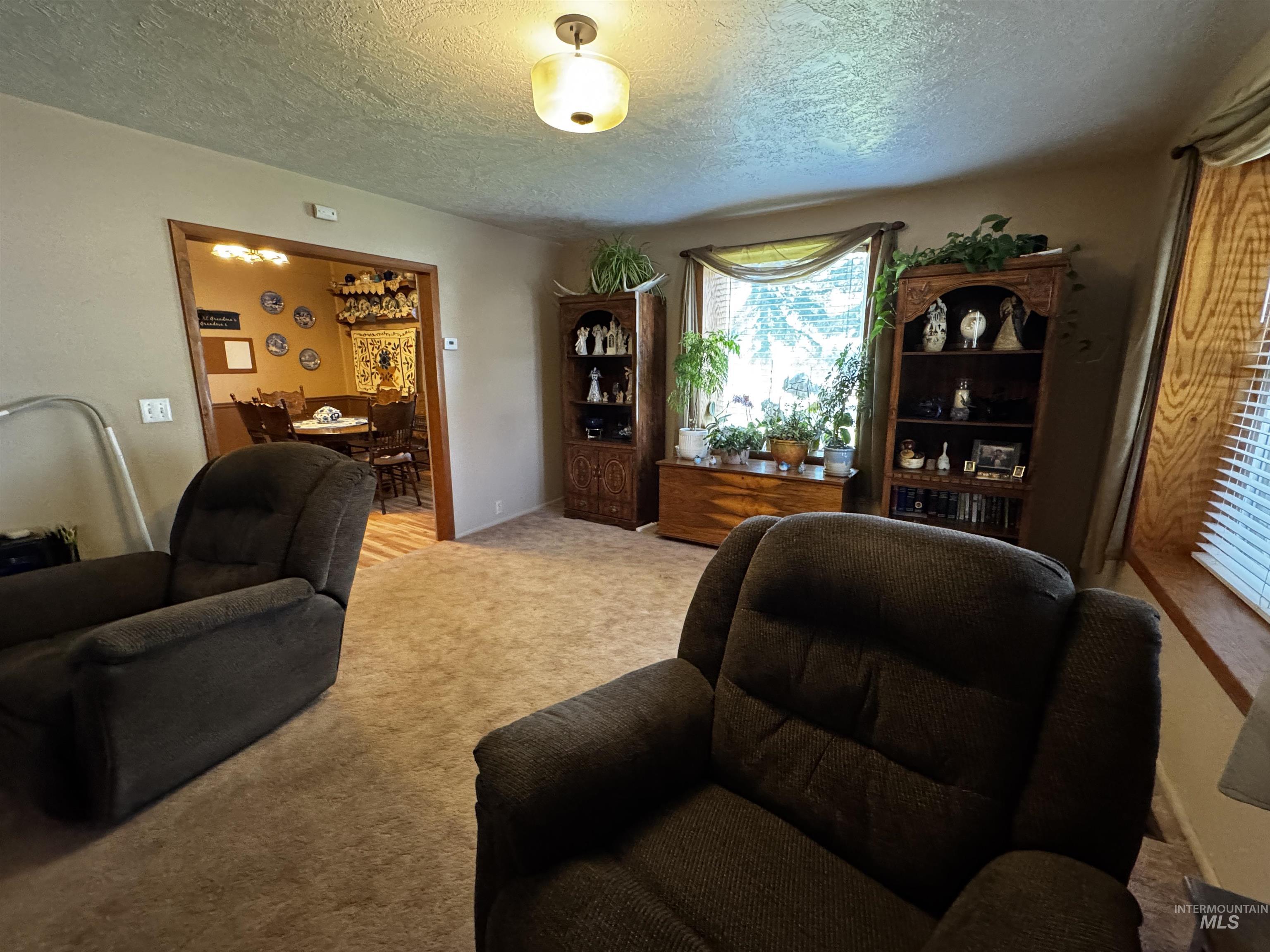 522 North Apple Street