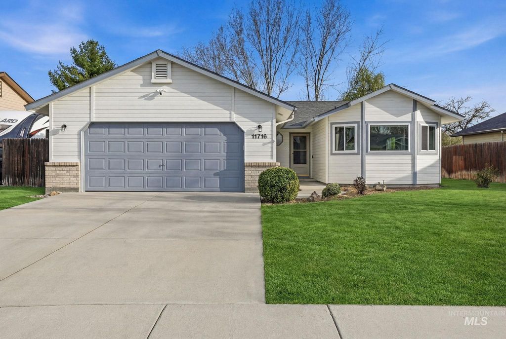 Photo of 11716 W W Irving St, Boise, ID 83713 (MLS # 98979326)
