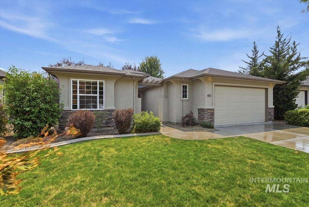 Photo of 451 W Laughton Dr, Meridian, ID 83646 (MLS # 98996201)
