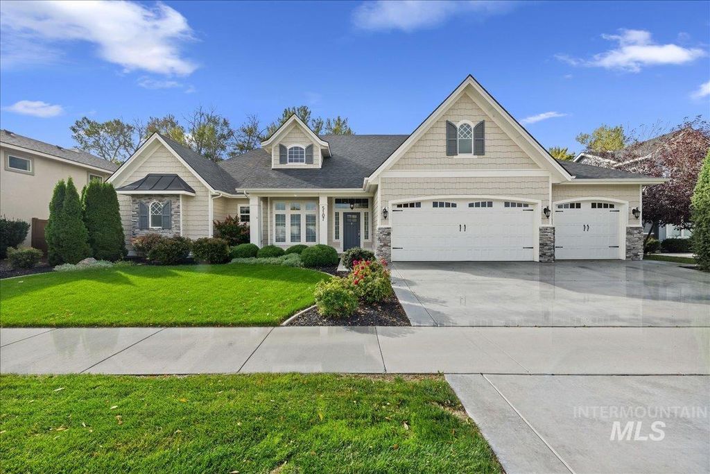 Photo of 5107 W River Springs St, Eagle, ID 83616 (MLS # 98963867)