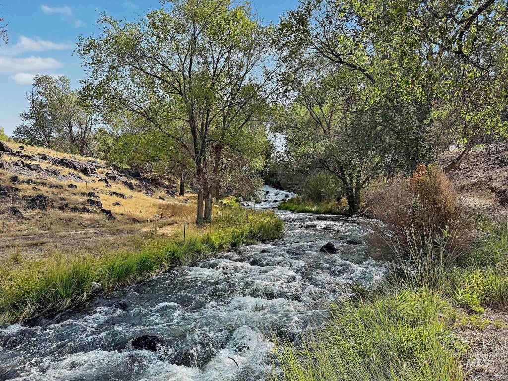 Photo of 6900 W Charters Ln, Melba, ID 83641 (MLS # 99000570)