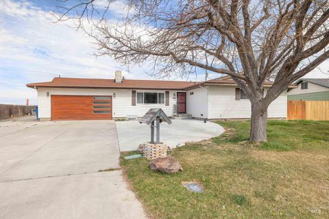 1088 Trotter Dr Twin Falls ID 83301