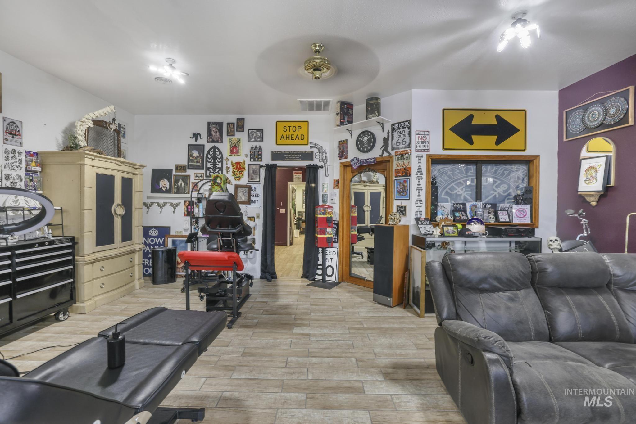 Wendell, Idaho 83355, United States, ,Commercial,Active,211632