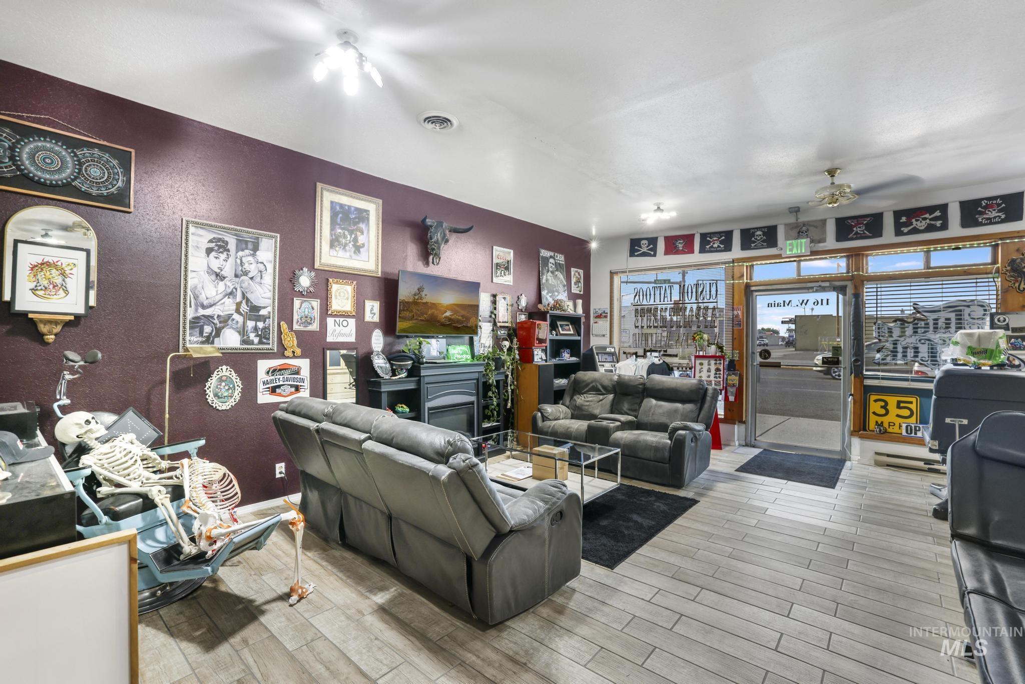 Wendell, Idaho 83355, United States, ,Commercial,Active,211632