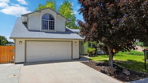 Photo of 2135 Monaco Way, Meridian, ID 83642 (MLS # 98977679)