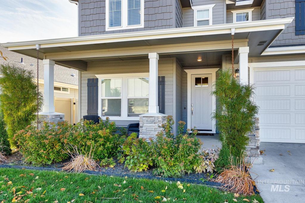 Photo of 10385 Elgin Ridge St, Nampa, ID 83687 (MLS # 98966673)