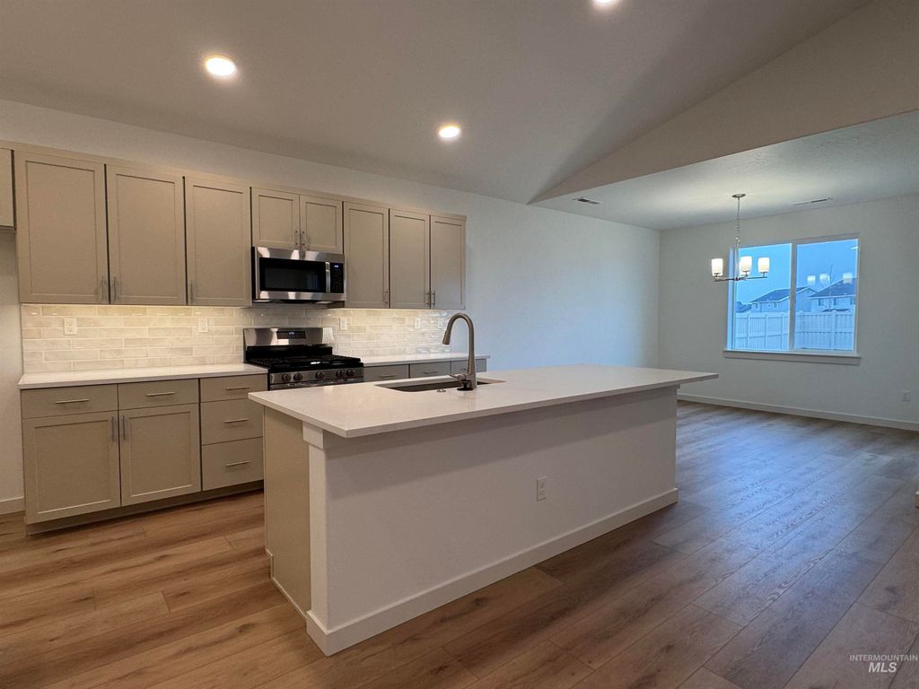 Photo of 11318 Bluefield Dr, Caldwell, ID 83605 (MLS # 98970229)