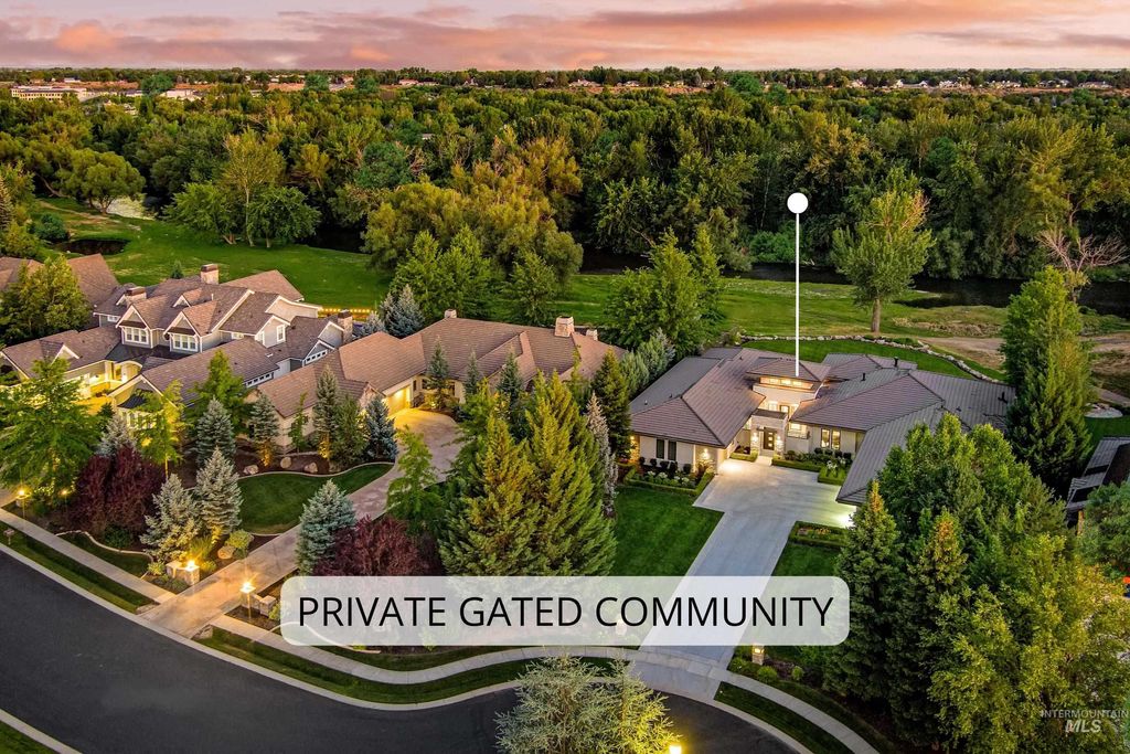 Photo of 325 W Rivermont Lane, Eagle, ID 83616 (MLS # 98978174)