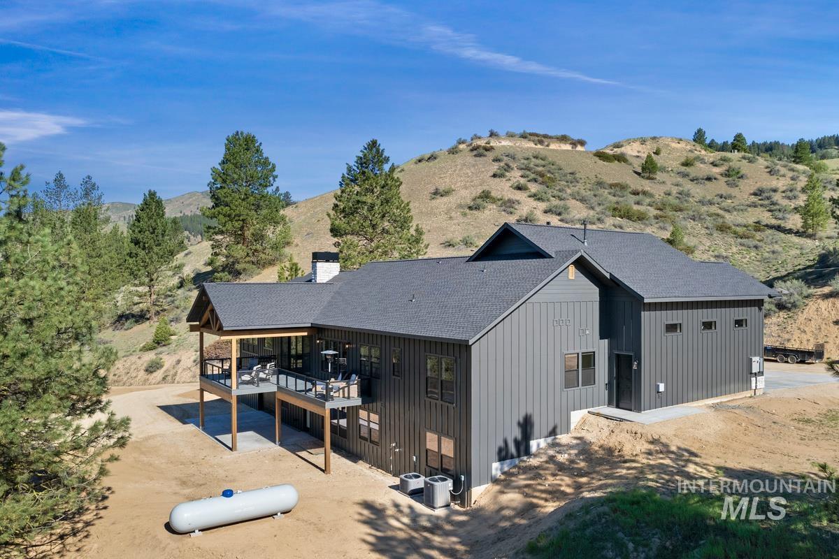 25 White Rock Trail