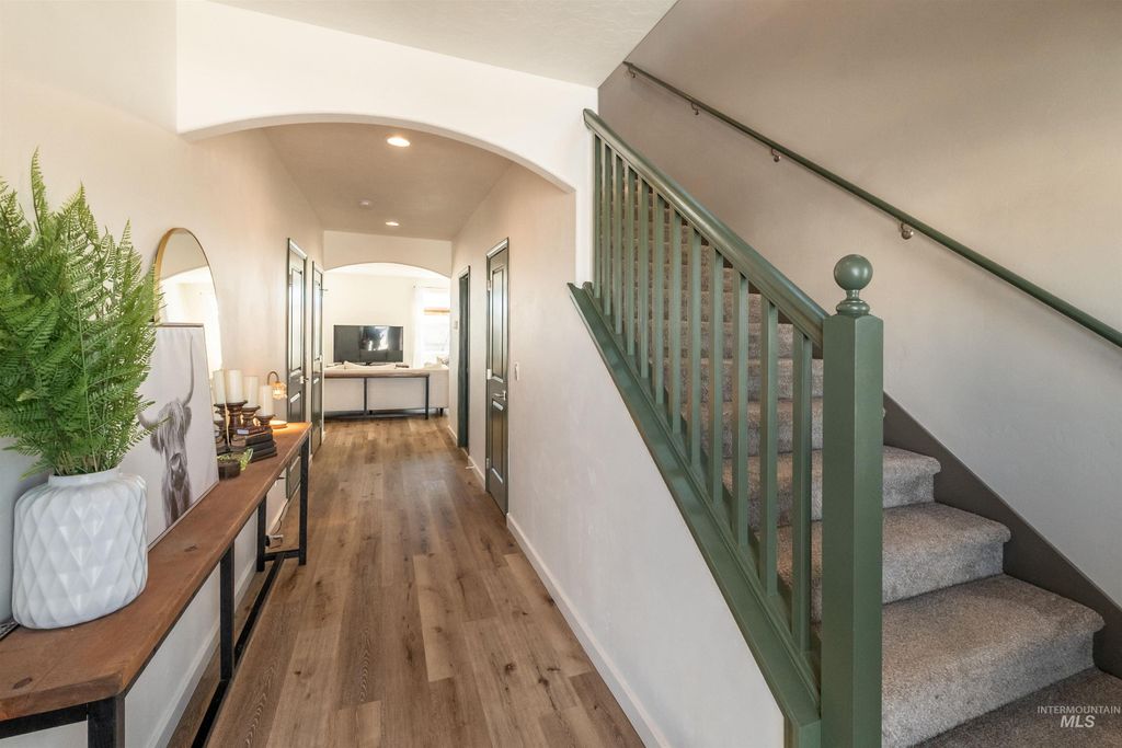 Photo of 2061 E Tugela Falls St, Kuna, ID 83634 (MLS # 98981490)