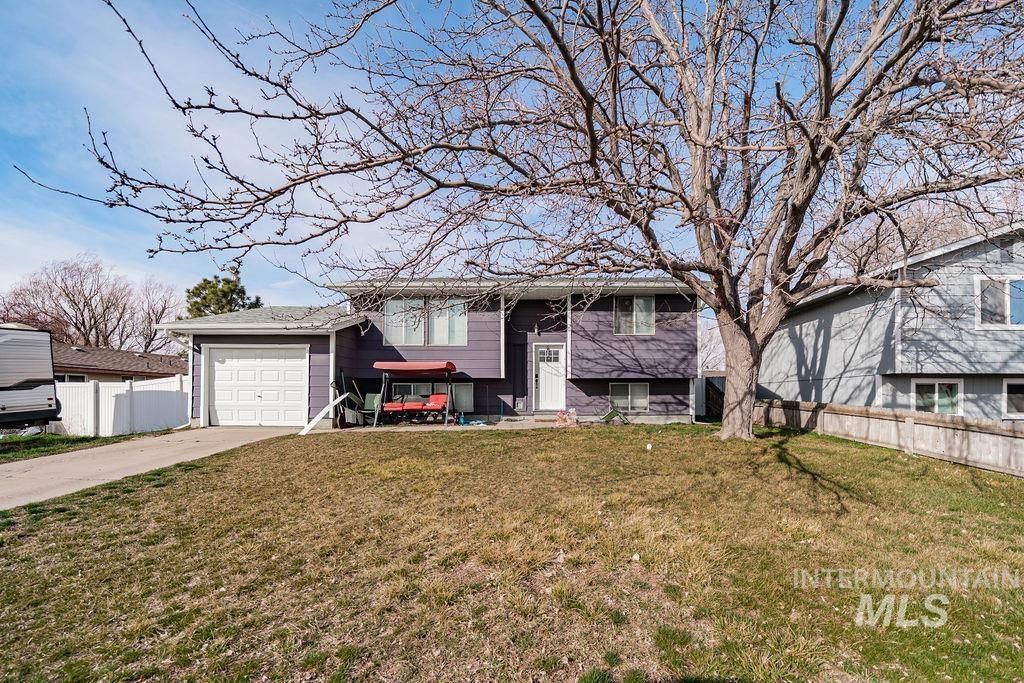 Photo of 1620 Jade Dr, Pocatello, ID 83202 (MLS # 98976955)