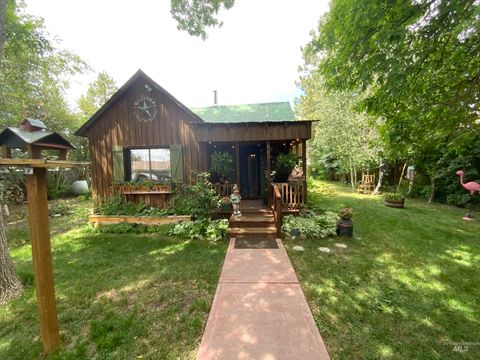 205 W Alturas Ave Fairfield ID 83327