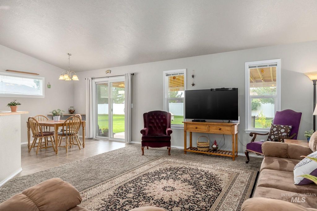 Photo of 1449 St James St, Middleton, ID 83644 (MLS # 98963574)
