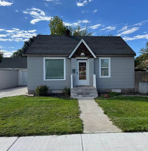 Photo of 267 Taylor St, Twin Falls, ID 83301 (MLS # 98962986)
