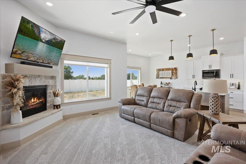 Photo of 4074 Williams St, Buhl, ID 83316 (MLS # 98985135)