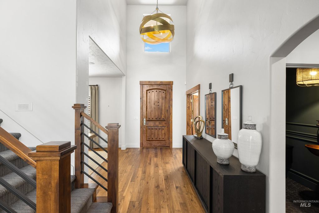 Photo of 1166 E Rivers End Dr, Eagle, ID 83616 (MLS # 98985788)