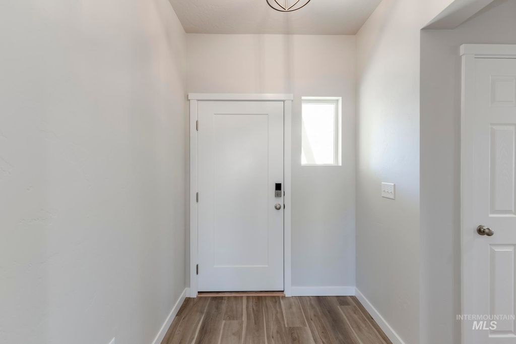 Photo of 2340 N Iditarod Ave, Kuna, ID 83634 (MLS # 98969749)