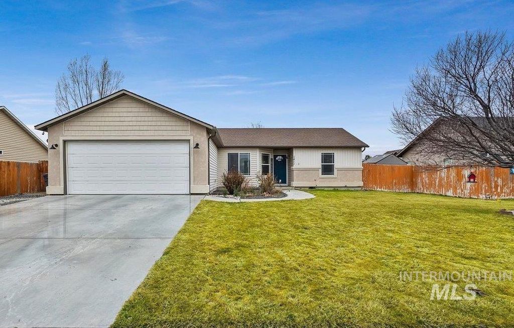 Photo of 1411 Cayuse Creek Dr, Kimberly, ID 83341 (MLS # 98977015)